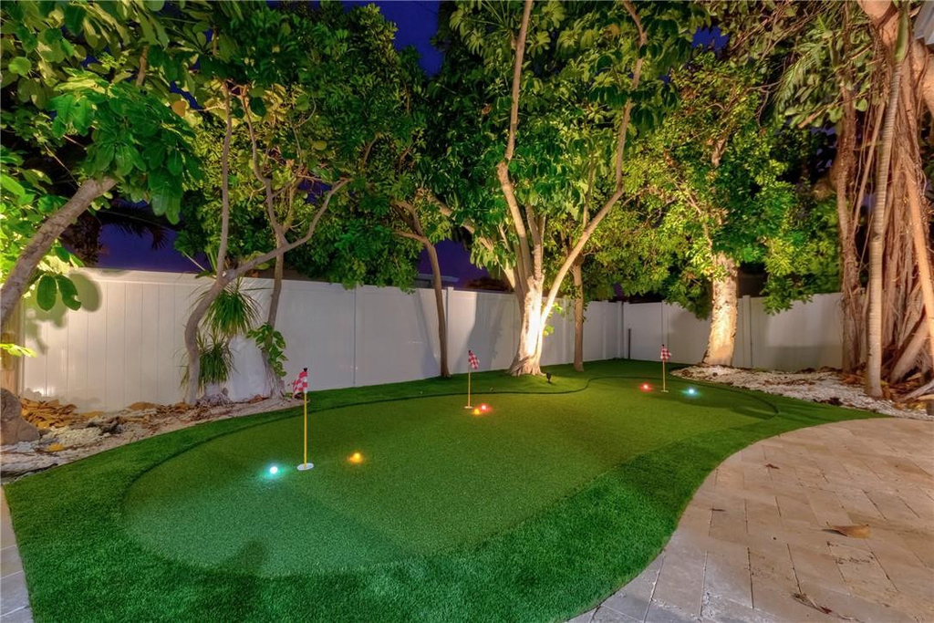 1800 Se Admirals Way - Photo 7