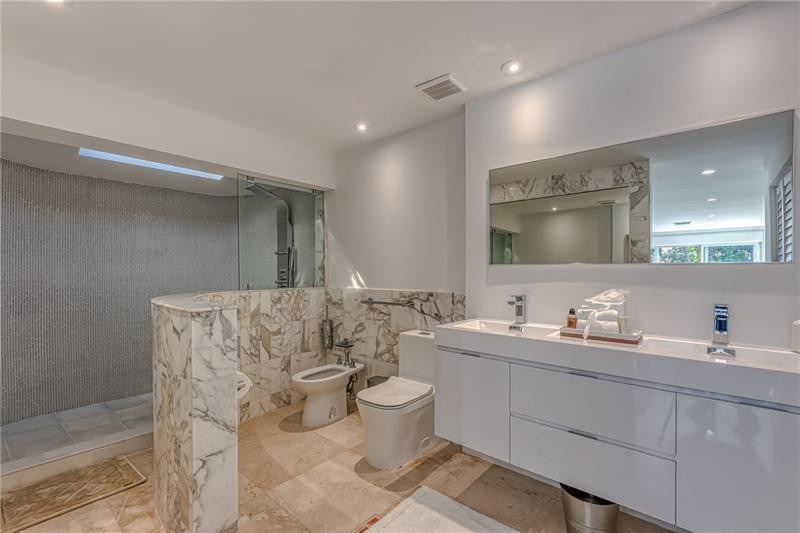 1800 Se Admirals Way - Photo 27