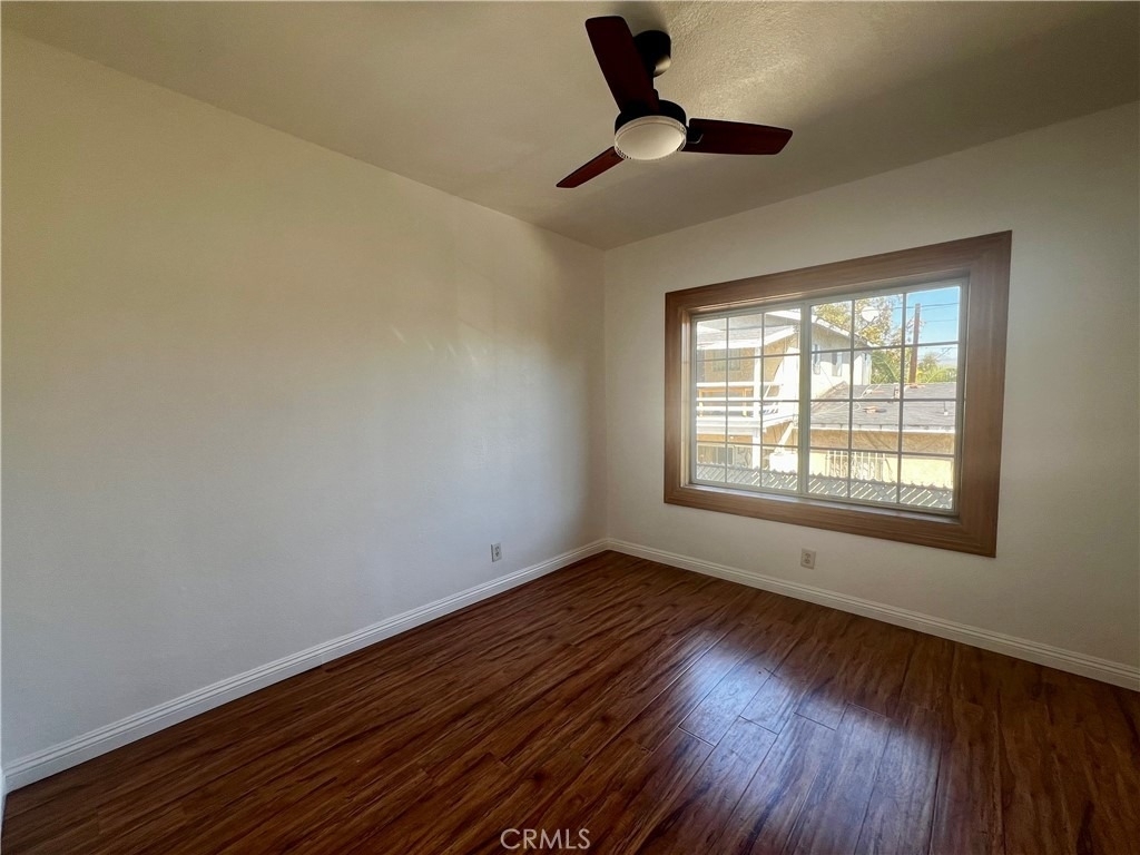609 Camulos Street - Photo 9