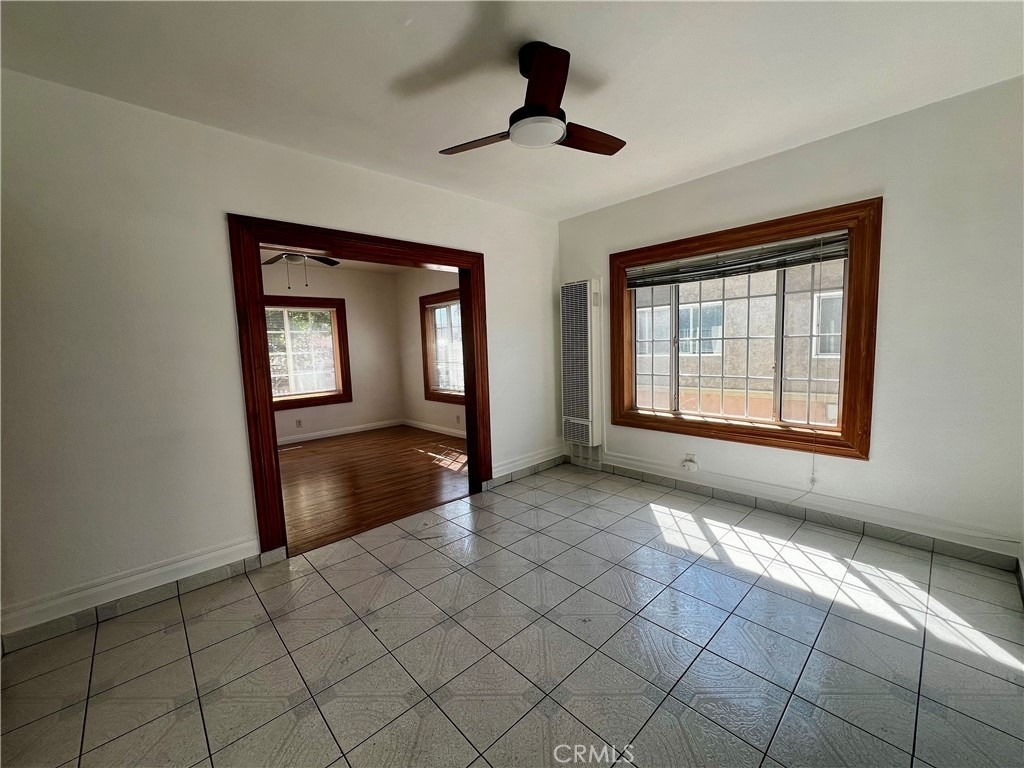 609 Camulos Street - Photo 3