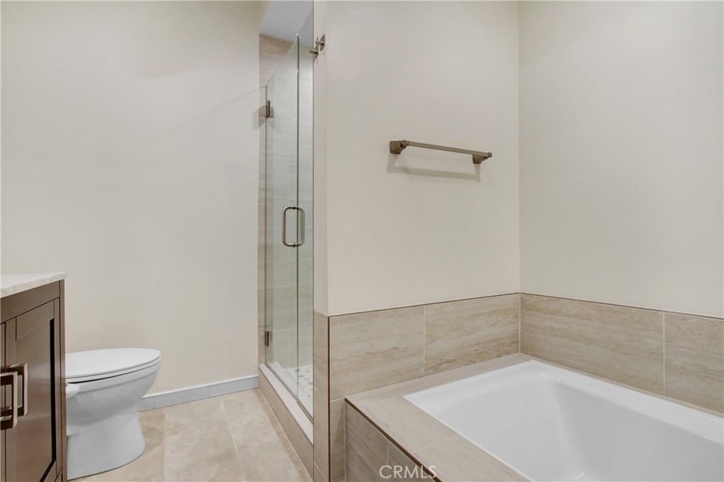 4949 Genesta Avenue - Photo 23