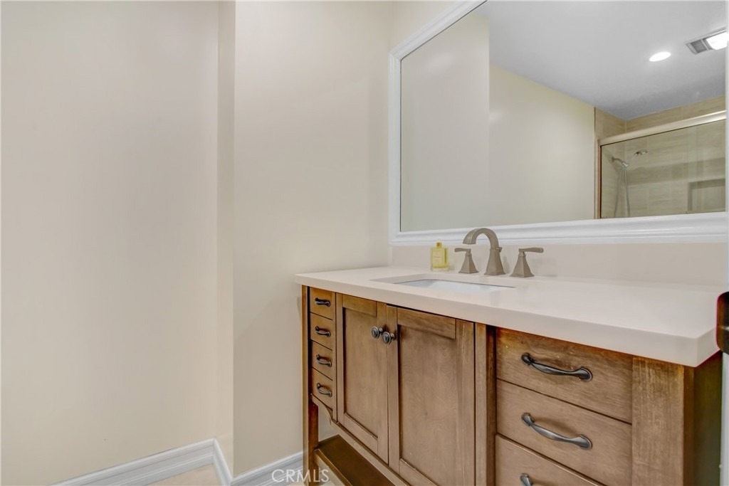 4949 Genesta Avenue - Photo 26