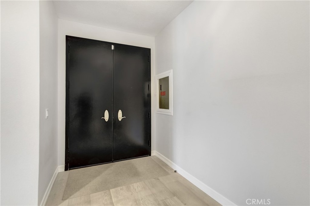 4949 Genesta Avenue - Photo 6