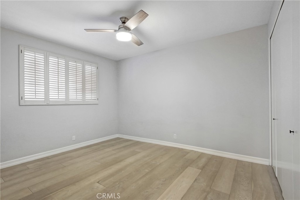 4949 Genesta Avenue - Photo 24