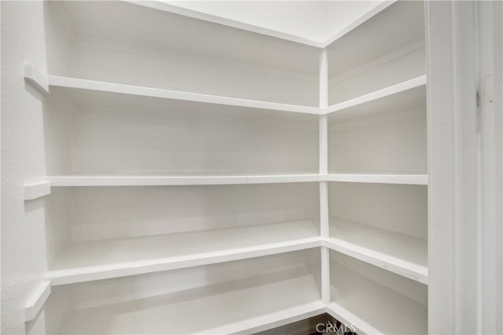 4949 Genesta Avenue - Photo 15