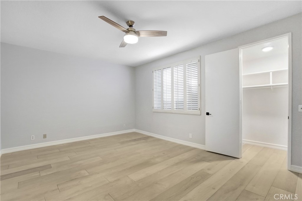 4949 Genesta Avenue - Photo 19