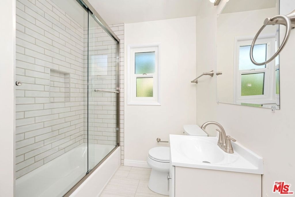 2007 E Villa Street - Photo 9