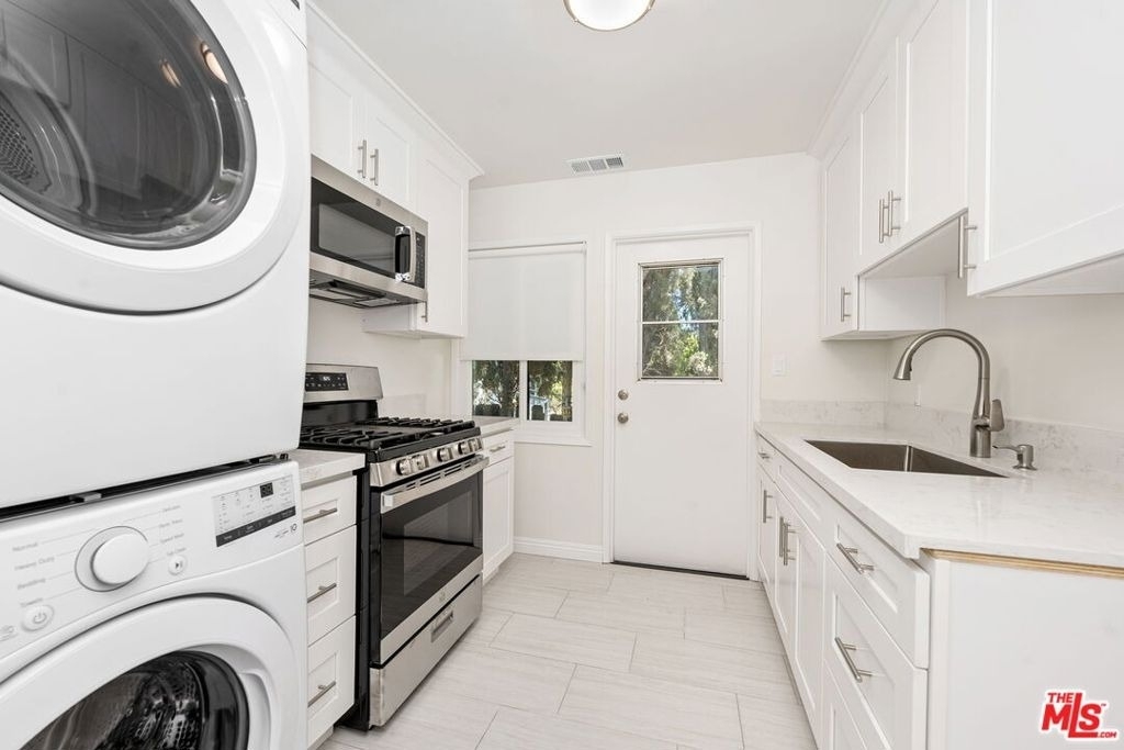 2007 E Villa Street - Photo 8