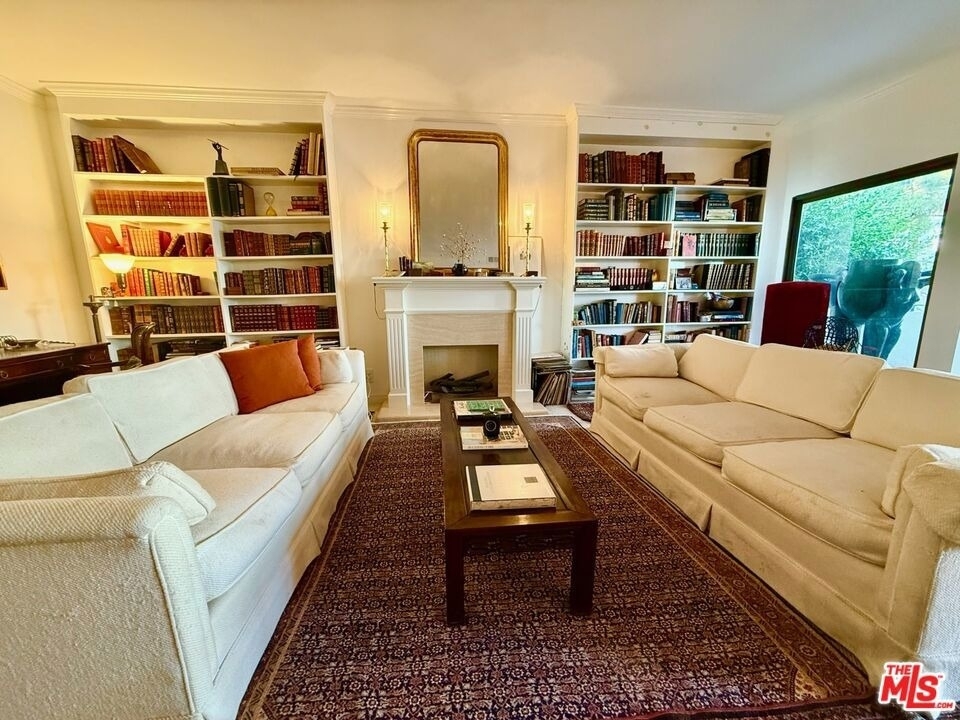 637 Wilcox Avenue - Photo 6