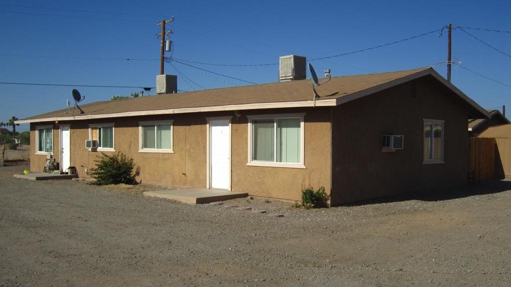10340 E Vernon Avenue - Photo 0