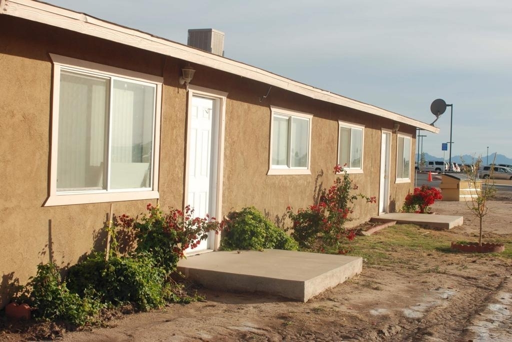 10340 E Vernon Avenue - Photo 2
