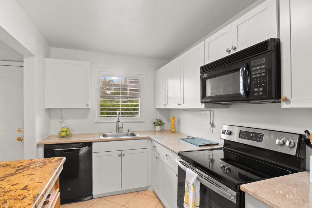 1300 Seaway Drive - Photo 3