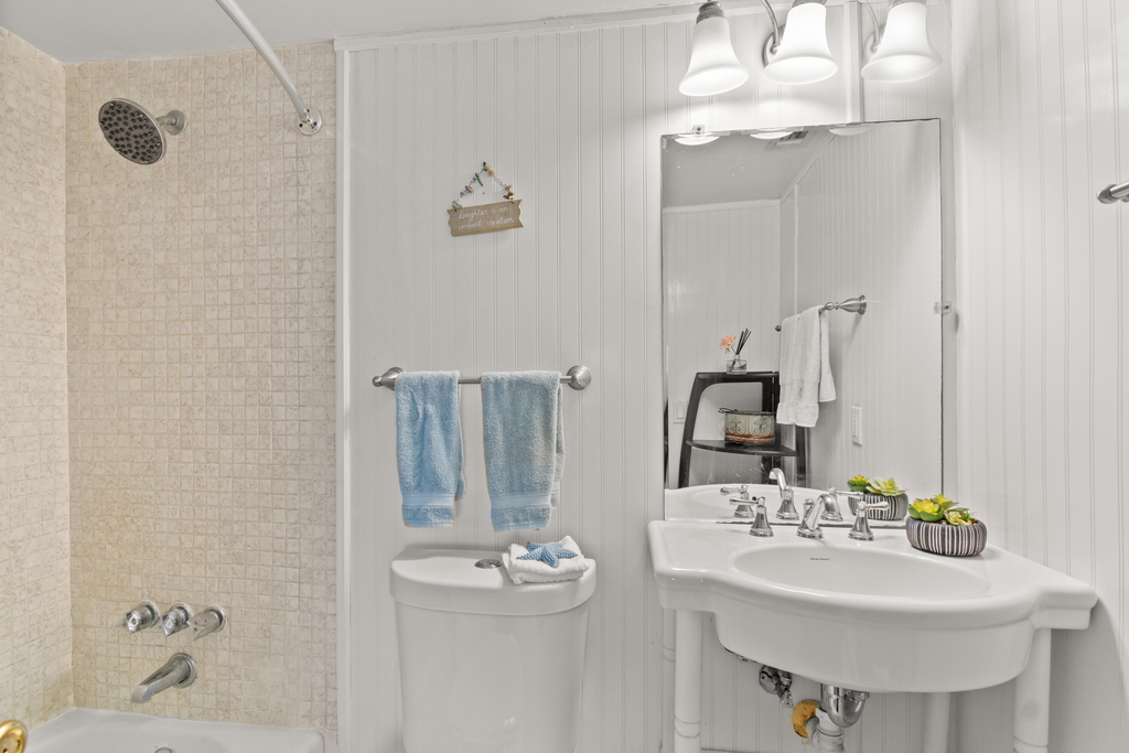 1300 Seaway Drive - Photo 10