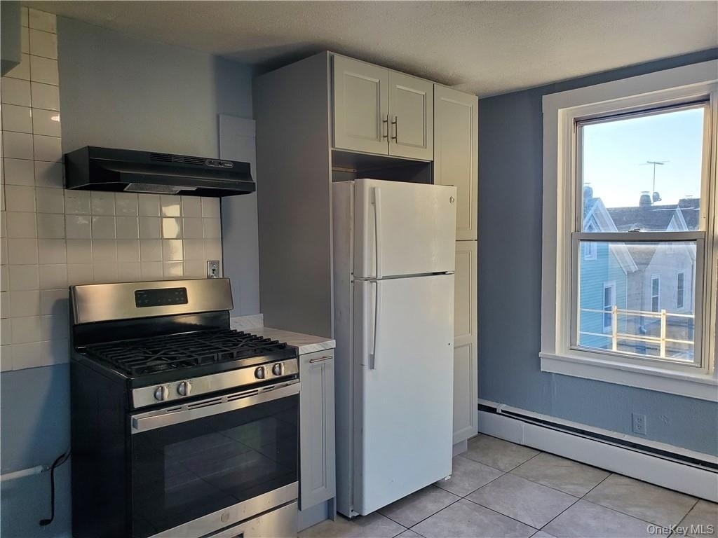 76 State Street - Photo 4