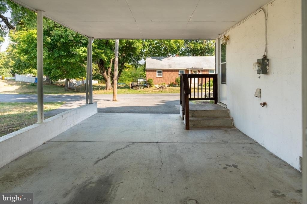 108 Martin Drive - Photo 2