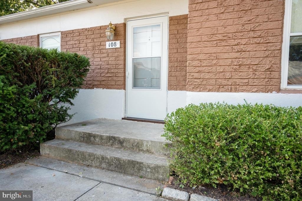 108 Martin Drive - Photo 4