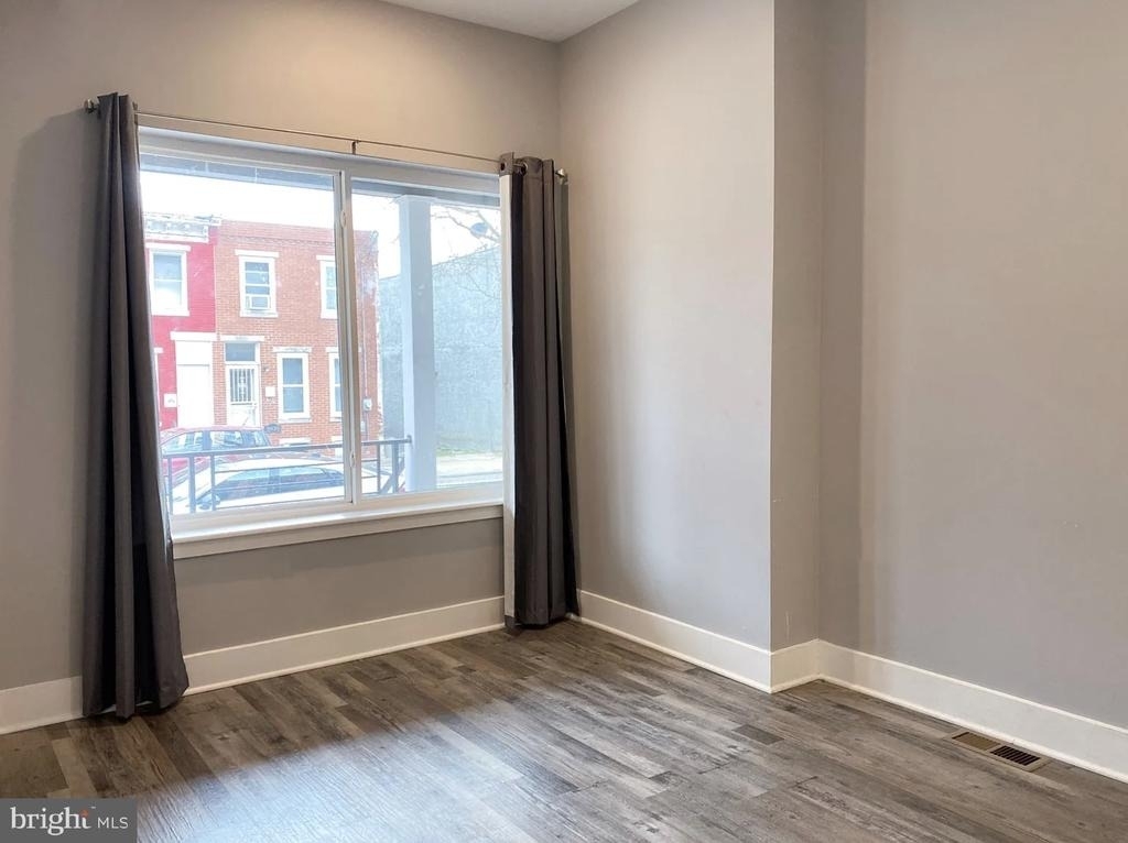 3817 Wallace Street - Photo 1