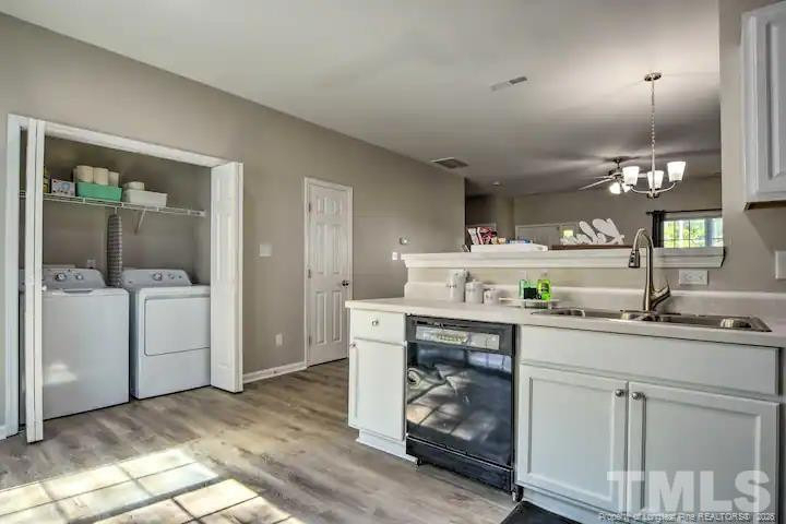 3911 Volkswalk Place - Photo 6