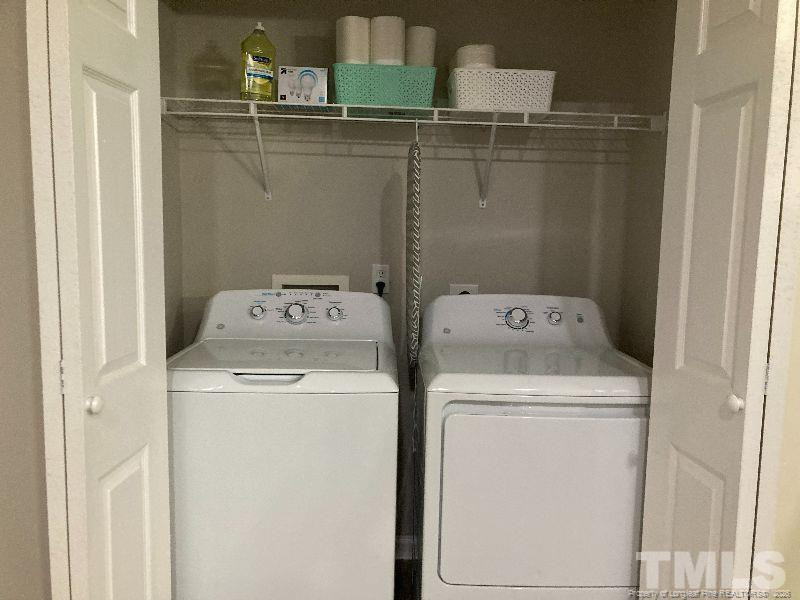 3911 Volkswalk Place - Photo 15