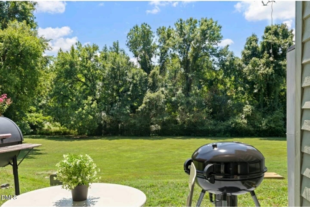 114 Chaucer Court - Photo 19