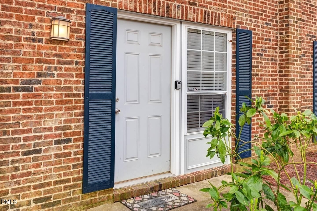 112 Friar Lane - Photo 16