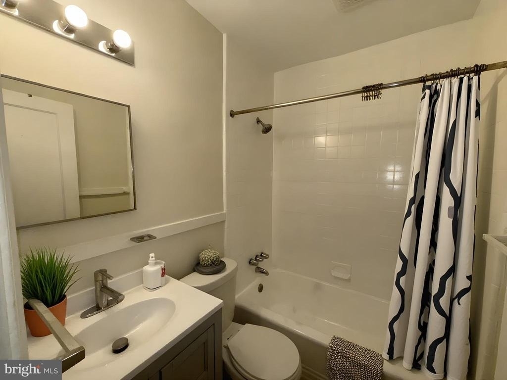 102 O Street Sw - Photo 2