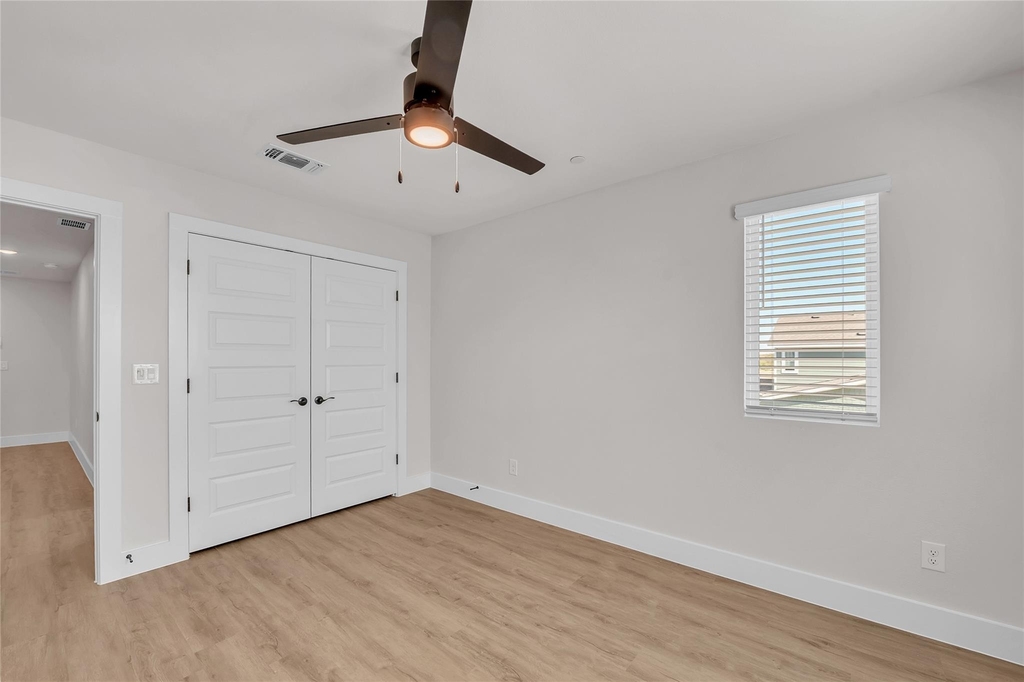 9312 Curious Squirrel St - Photo 16