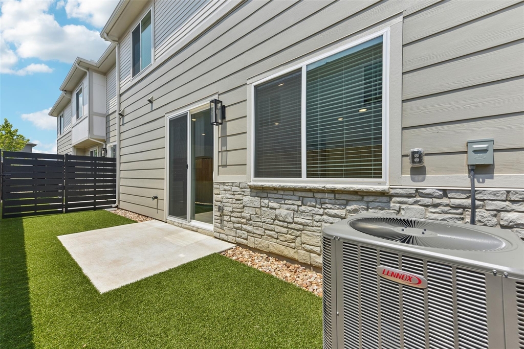9311 Curious Squirrel St - Photo 24