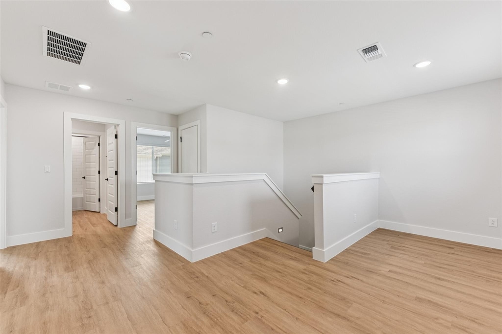 9311 Curious Squirrel St - Photo 15