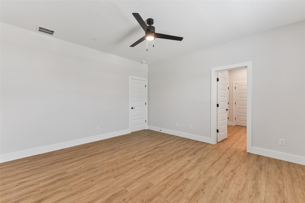 9311 Curious Squirrel St - Photo 10