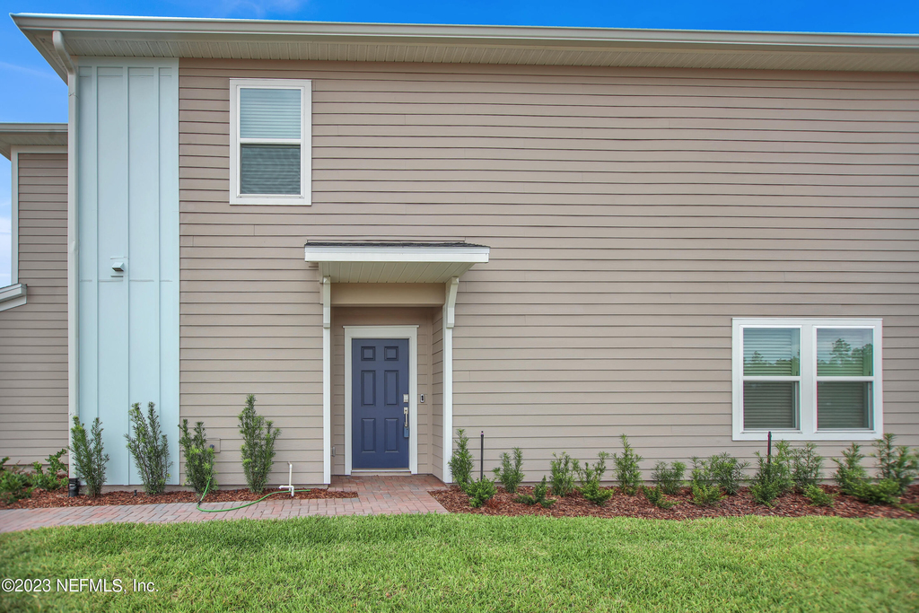 348 Rosemont Drive - Photo 1