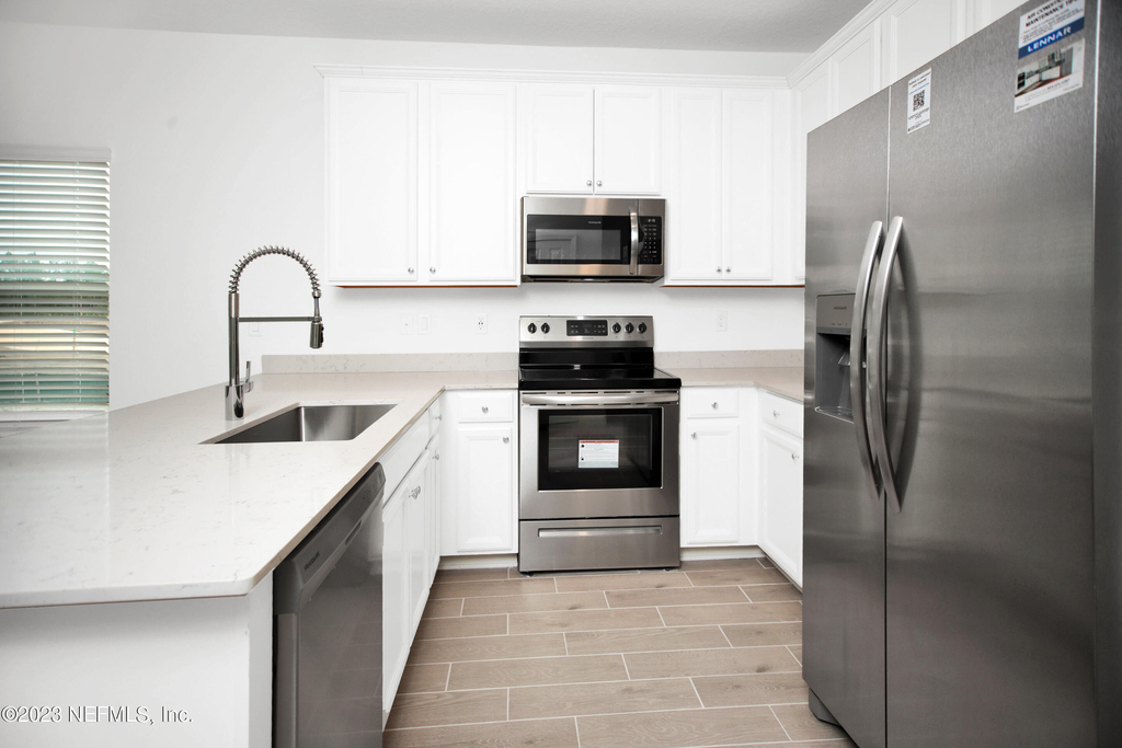 348 Rosemont Drive - Photo 8