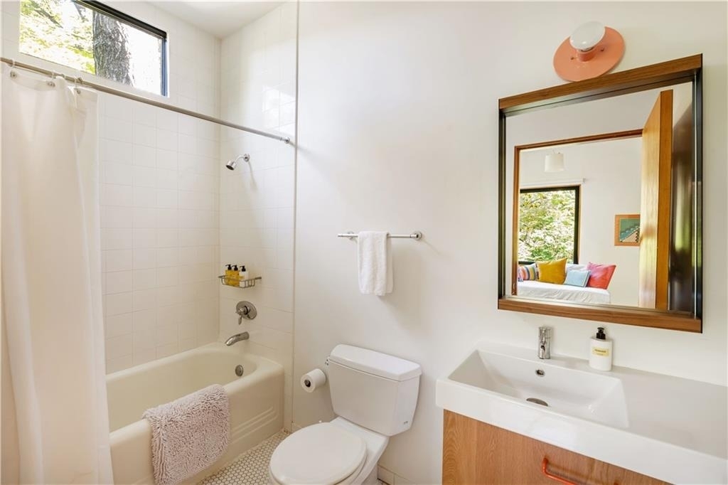 515 Claire Drive Ne - Photo 36