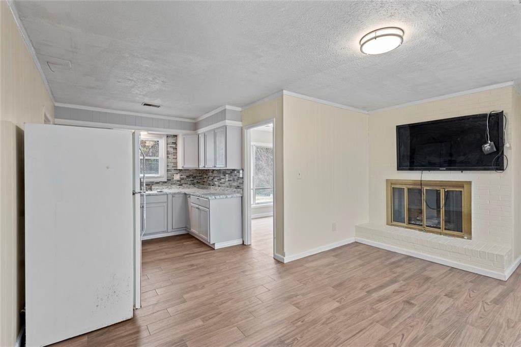 1201 Shoreham Drive - Photo 6