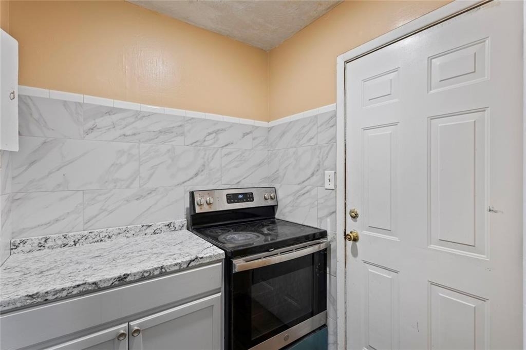 1201 Shoreham Drive - Photo 9