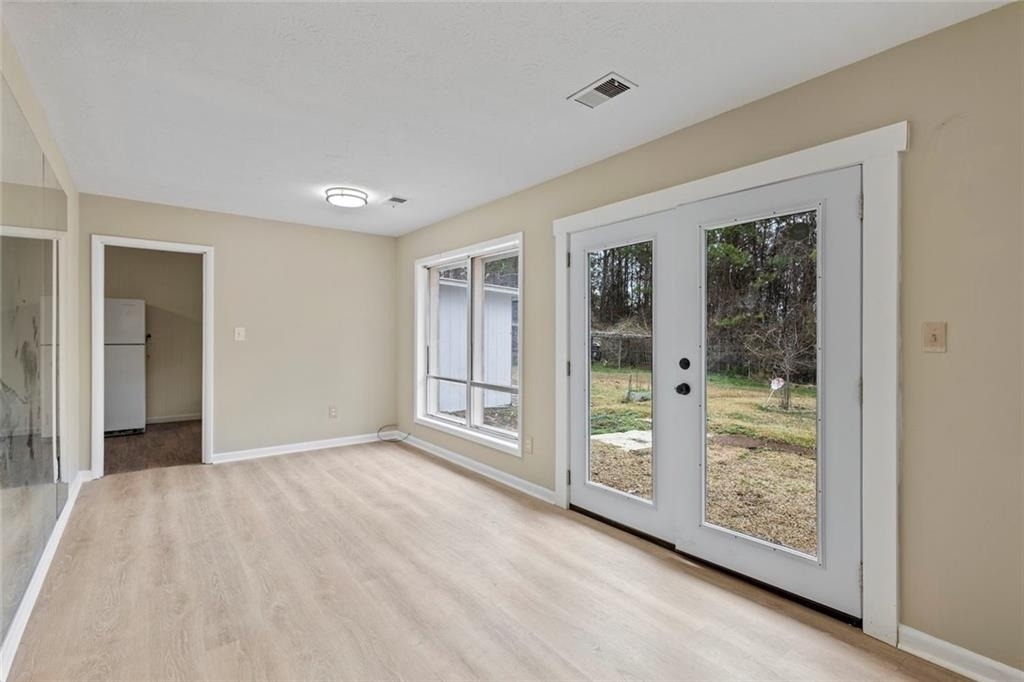 1201 Shoreham Drive - Photo 5