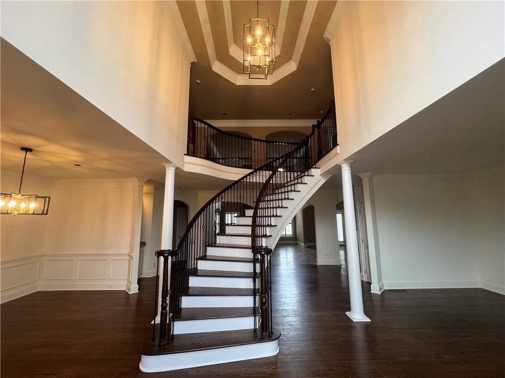 2502 Oak Hill Overlook - Photo 2
