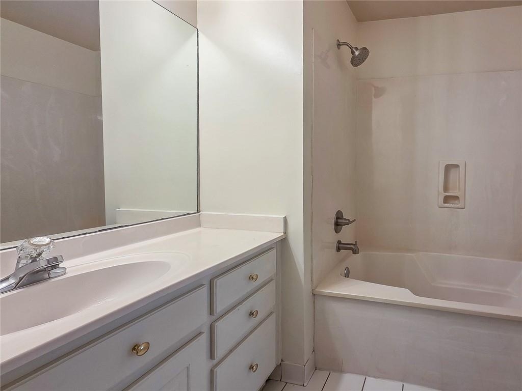 2502 Oak Hill Overlook - Photo 26
