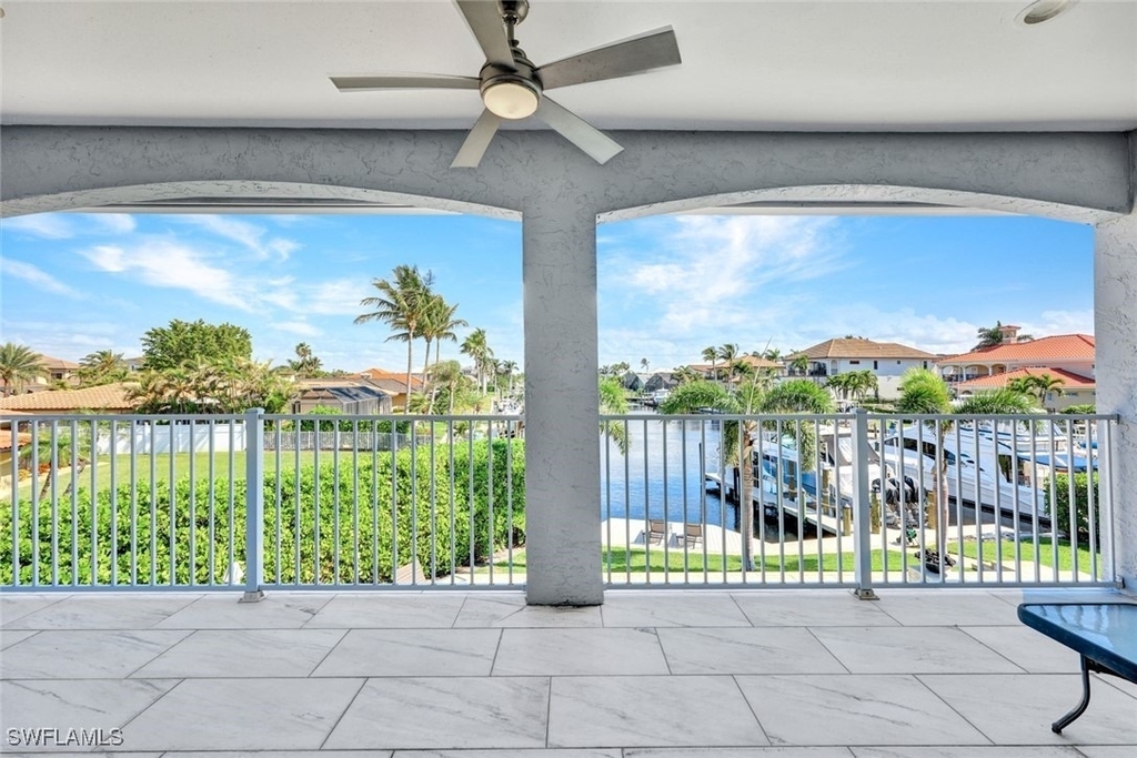 6448 Griffin Boulevard - Photo 20
