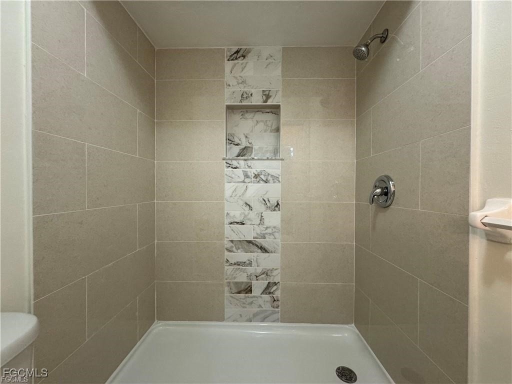 645 Homestead Road S - Photo 11
