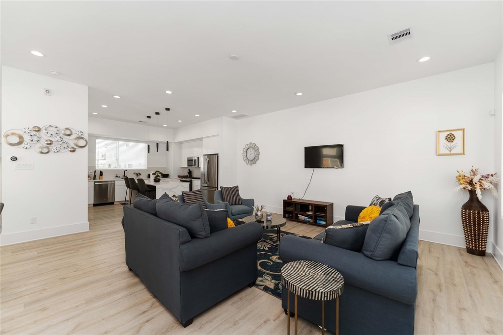 3410 Baer Street - Photo 12
