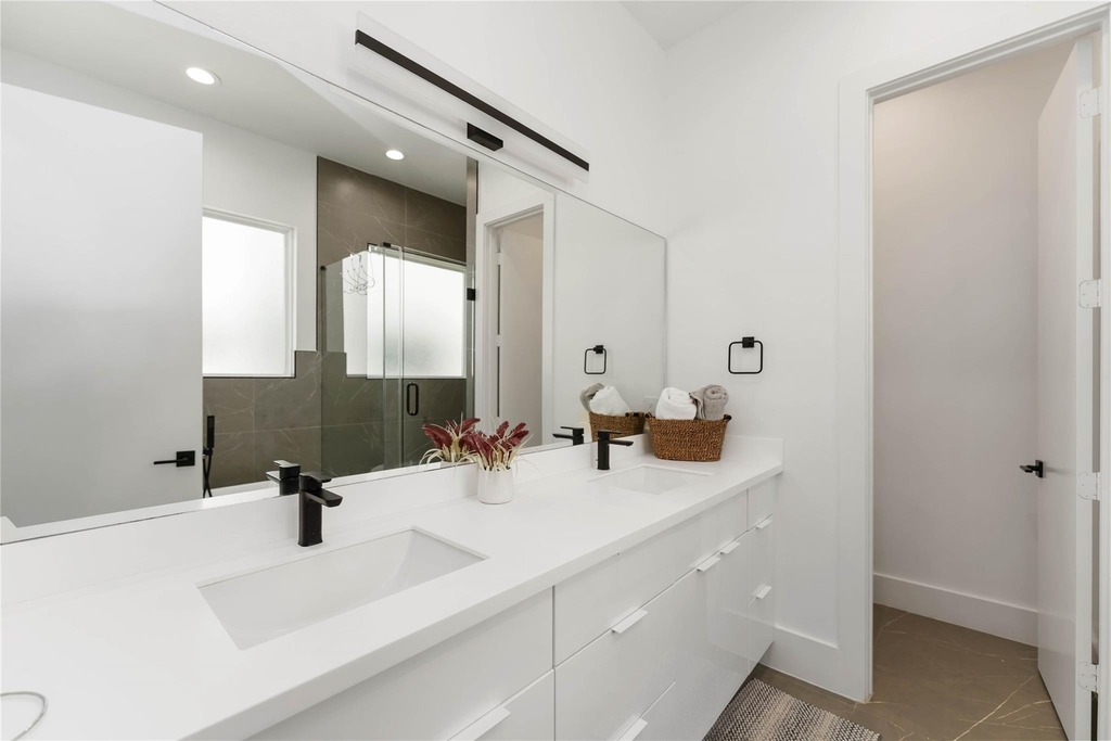 3410 Baer Street - Photo 22