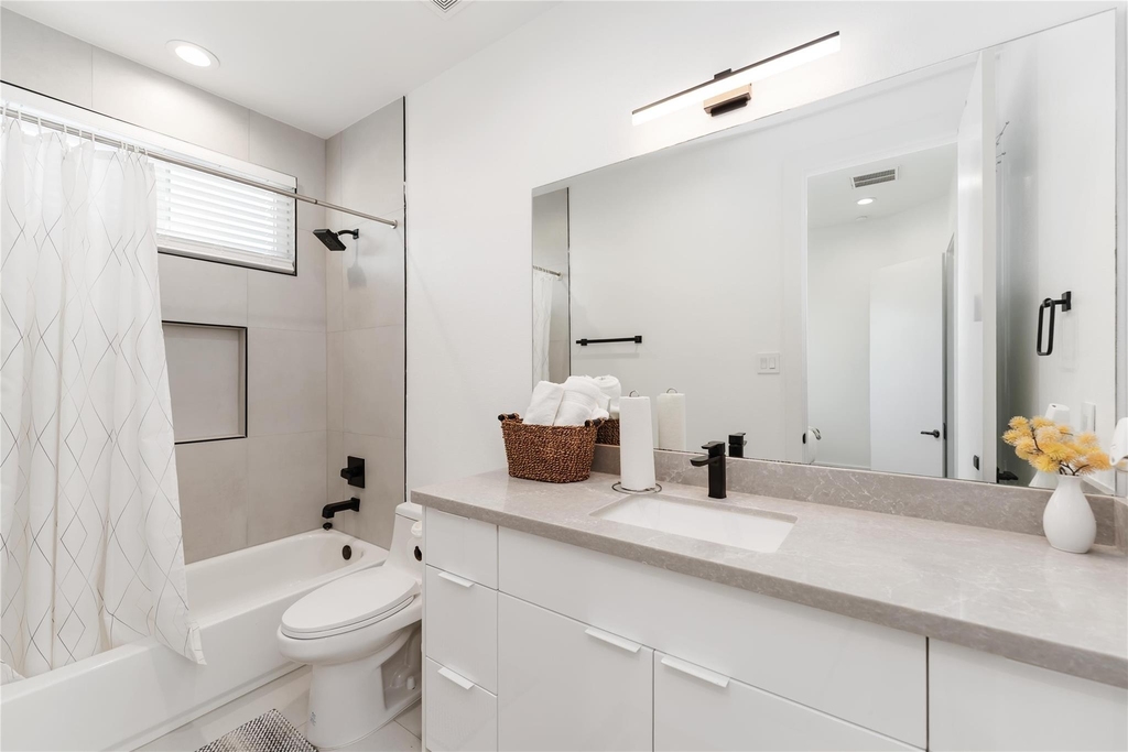 3410 Baer Street - Photo 19
