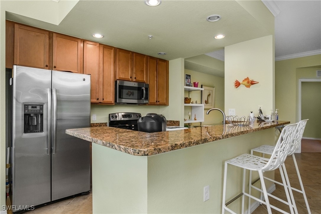 9832 Venezia Circle - Photo 14