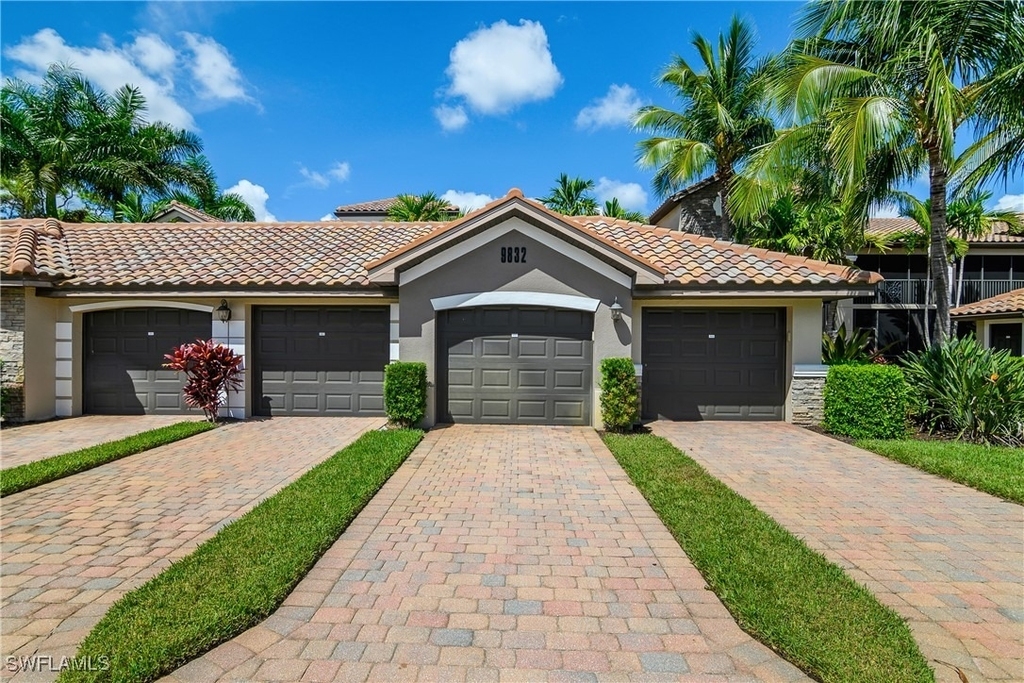 9832 Venezia Circle - Photo 2