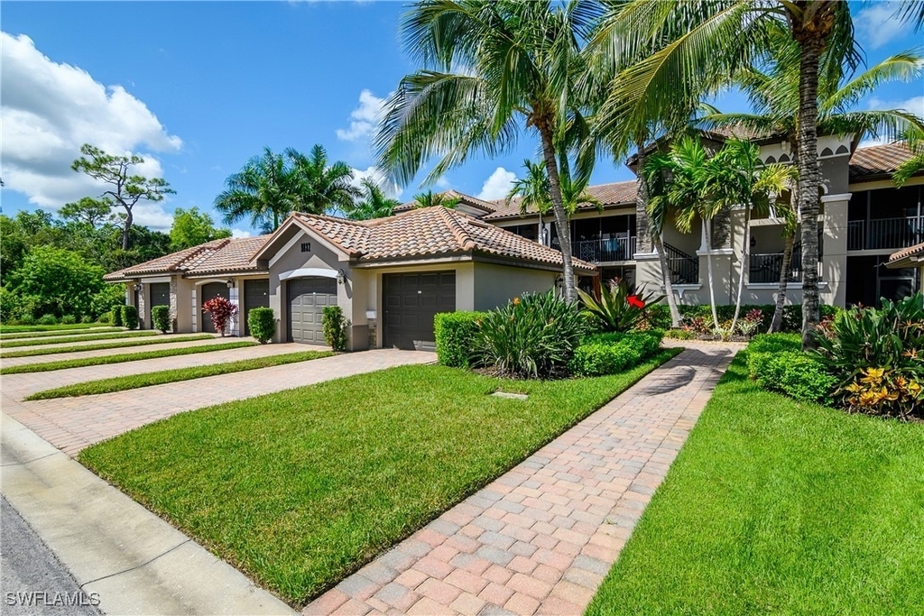 9832 Venezia Circle - Photo 3