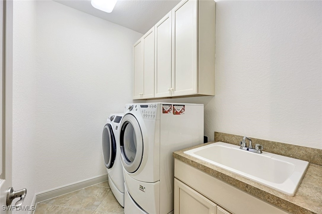 7655 Martino Circle - Photo 22