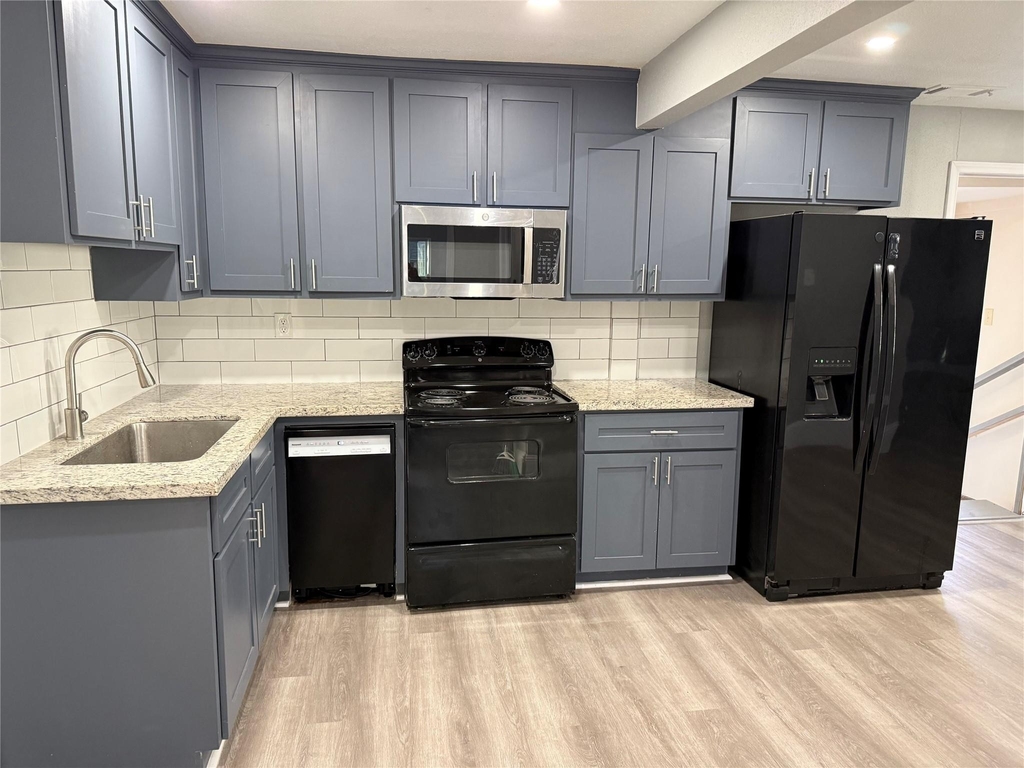 2508 Texas Avenue - Photo 7