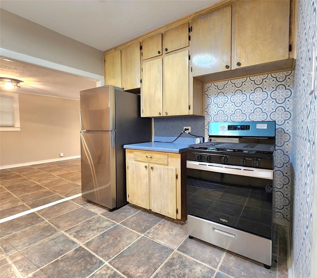6306 Stillman Street - Photo 7