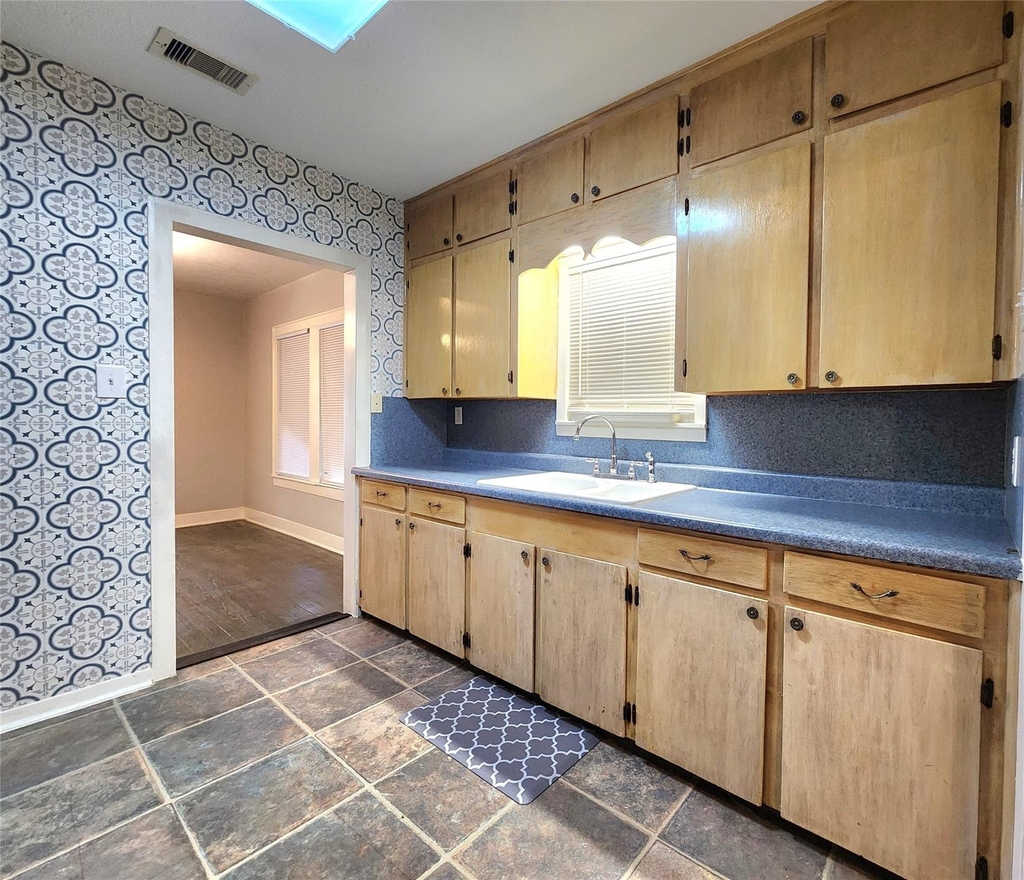 6306 Stillman Street - Photo 6